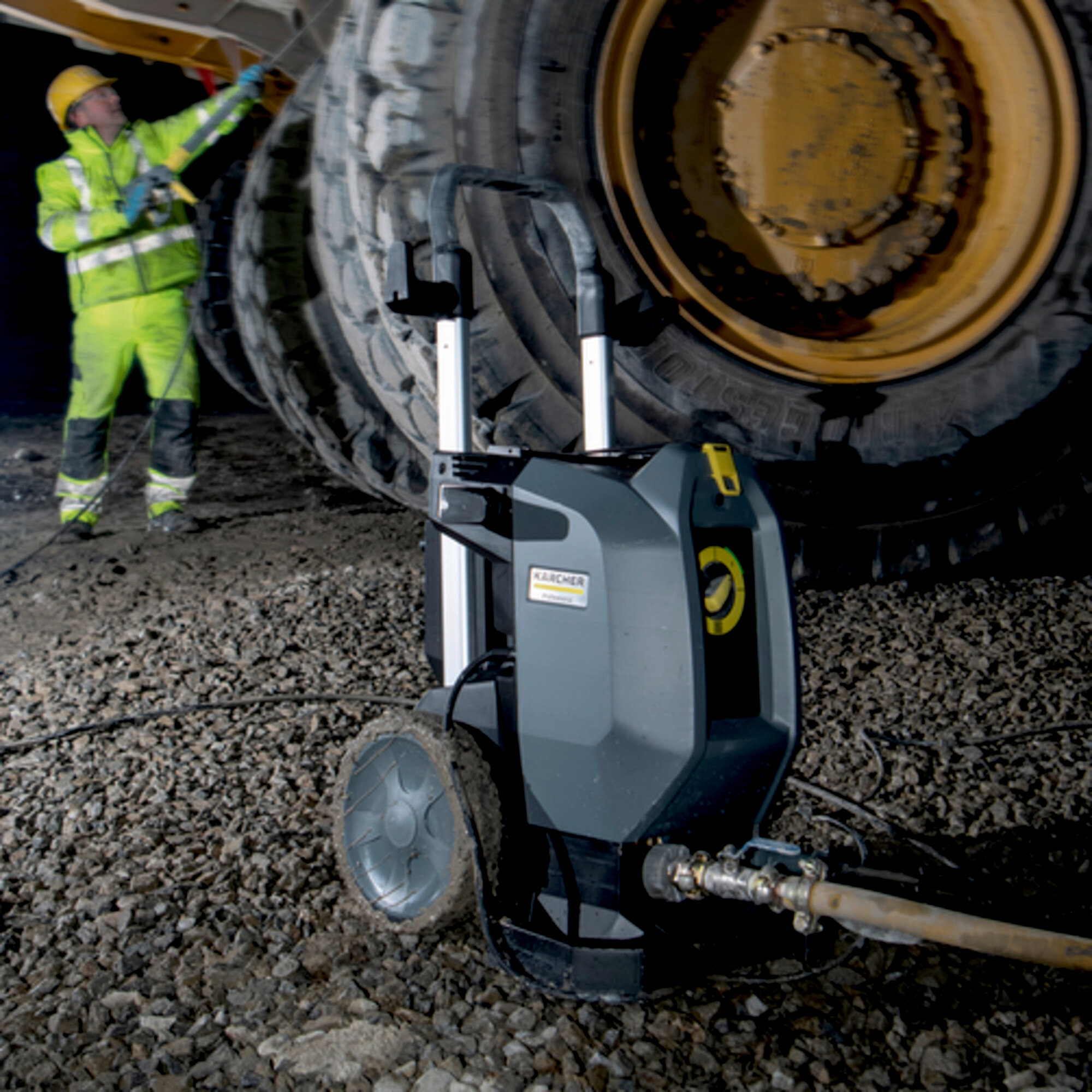 HD_super_class_construction_app_02_CI20502x502_1_